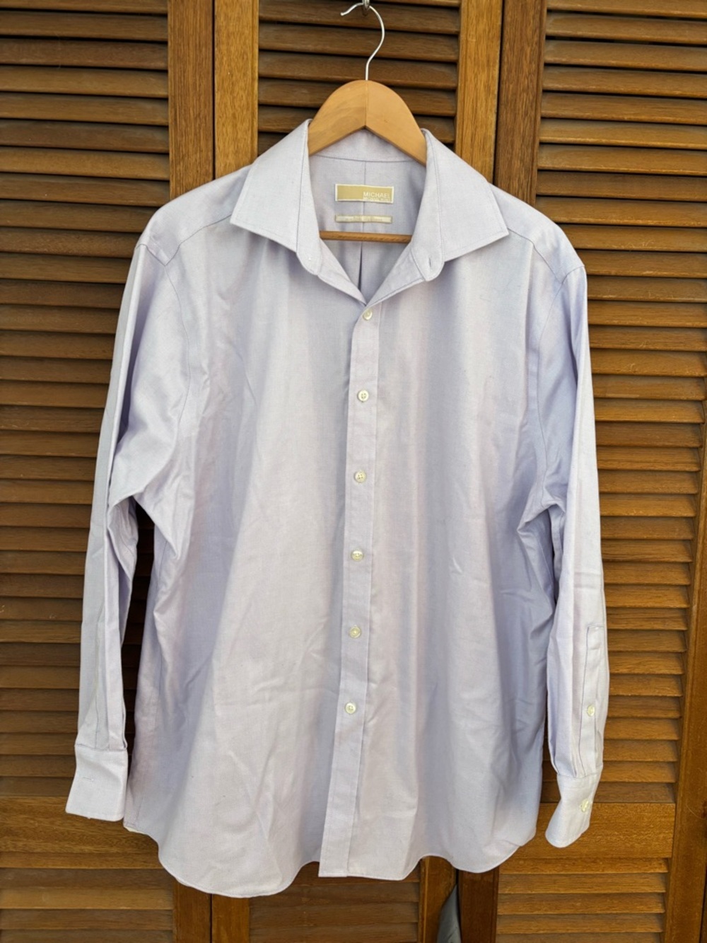 Michael Kors Men's Pale Blue Dress Shirt with Spread Collar. Size 17 1/2.